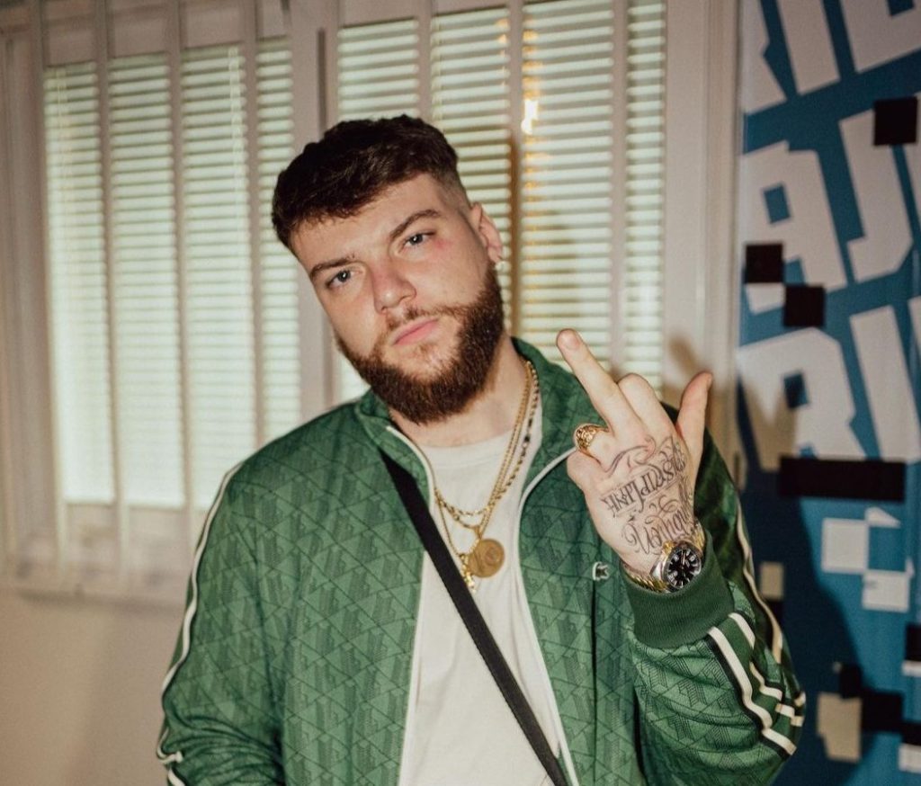 Reality muestra su primer disco de oro tres días después del lanzamiento de su nuevo&nbsp;EP