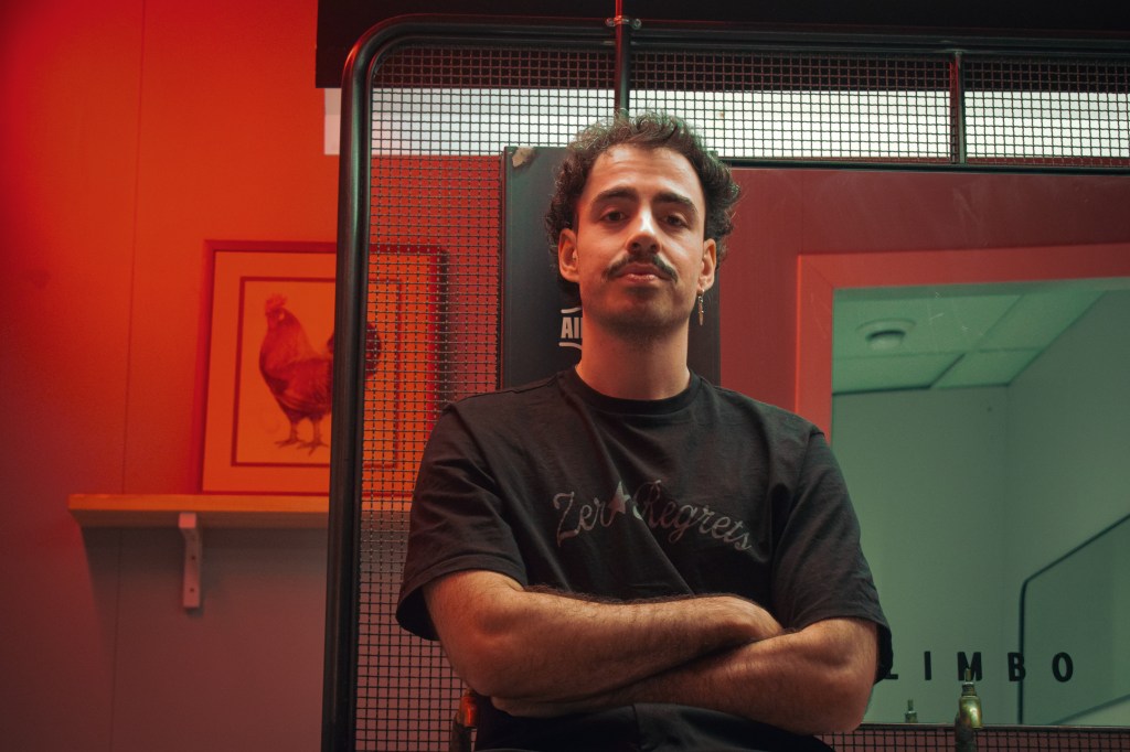 Ivansan, cantante: «al final cuando me enamoré (de la música), me empecé a&nbsp;conocer»