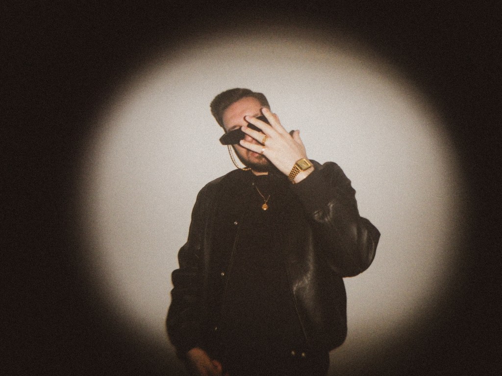 Smart K. presenta “ÉXITO”, la sexta PARTE de su serie “LOWKEY&nbsp;VIBES”