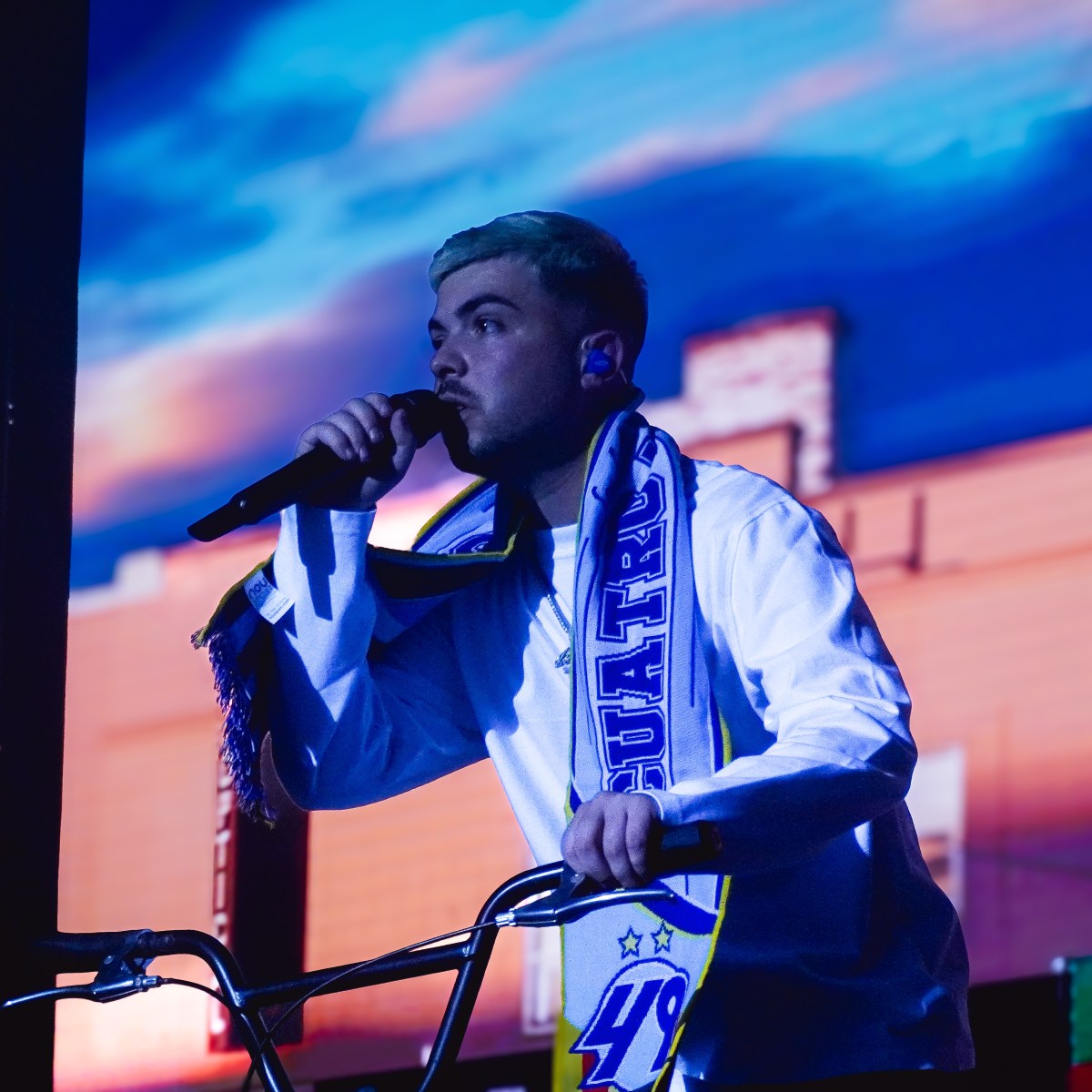 RAUL CLYDE TRANSPORTA AL PALACIO VISTALEGRE AL AÑO&nbsp;2014