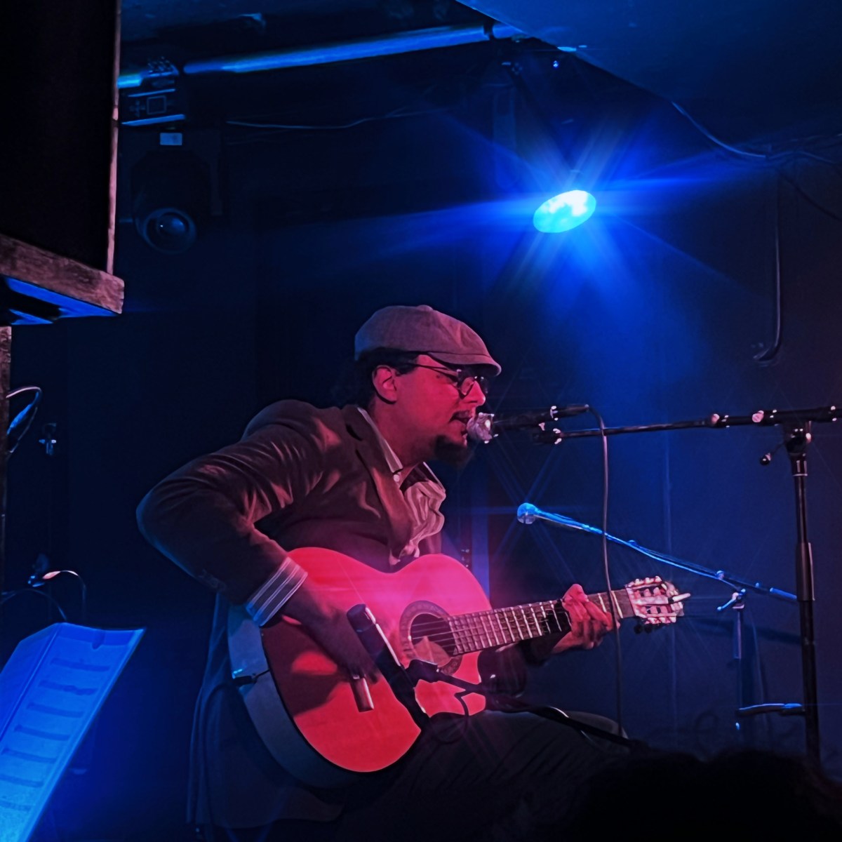 ROY BORLAND: ALMA, CASA Y LO QUE ESTÁ&nbsp;VENIR